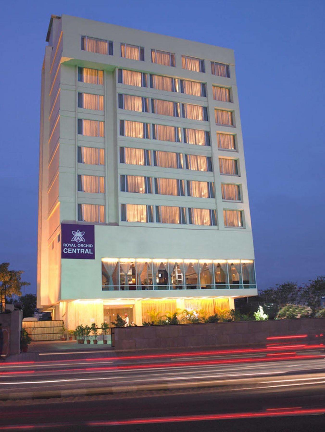 Royal Orchid Central Jaipur, Bani Park Exterior foto